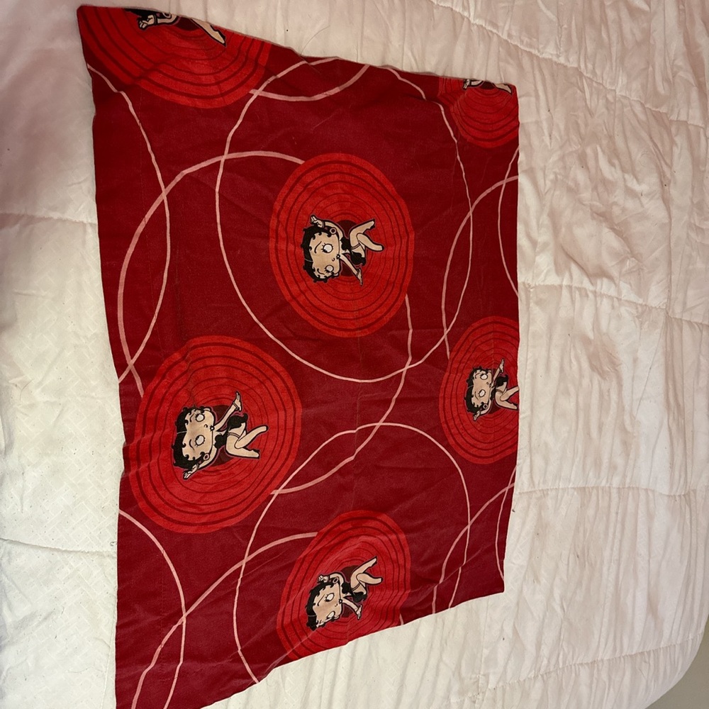 Vintage betty boop pillow case